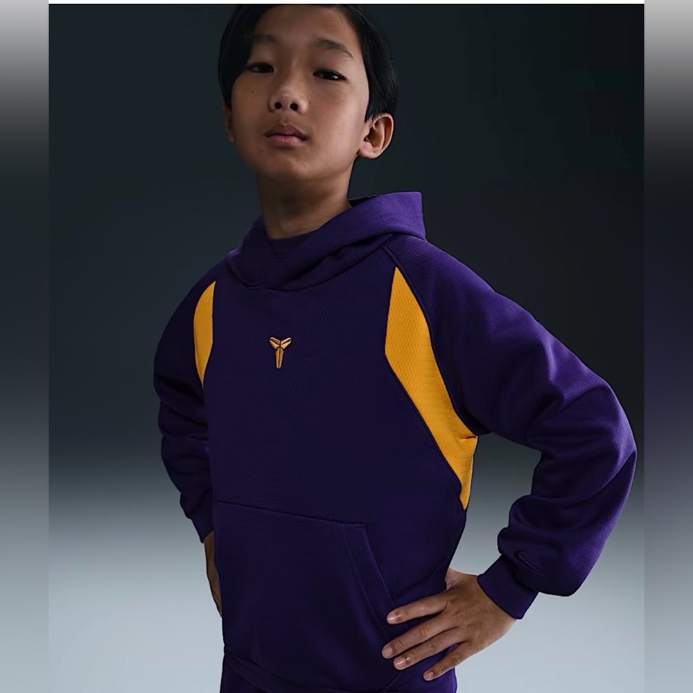 NWT! Kobe Big Kids' Nike Therma-FIT Pullover Hoodie